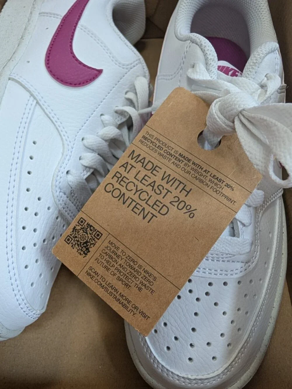 NWT Nike Court Vision Low Women’s Size 6 – White/Plum – Tags & Box